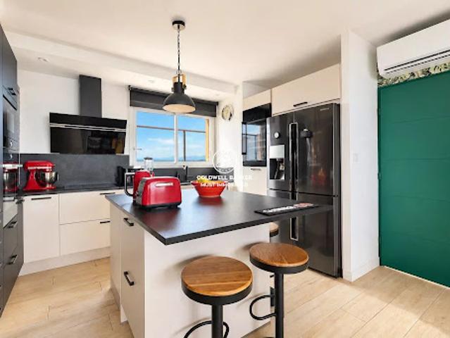 Vente Appartement 4 pièces 112 m2 Sainte marie la mer