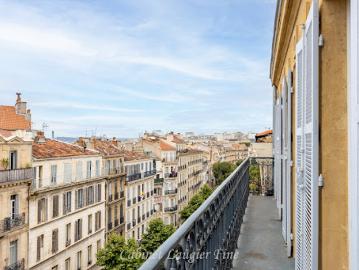 Vente Appartement 4 pièces 113 m2 Marseille 6ème