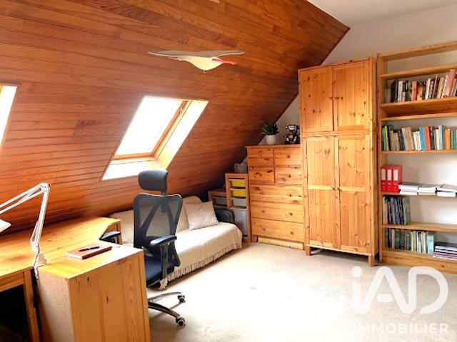 Vente Appartement 4 pièces 114 m2 Courbevoie