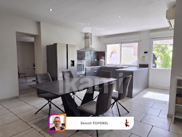 Vente Maison 4 pièces 315 m2 Mours Saint Eusèbe