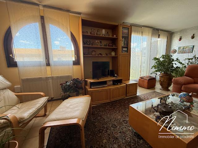 Vente Appartement 4 pièces 115 m2 Nimes