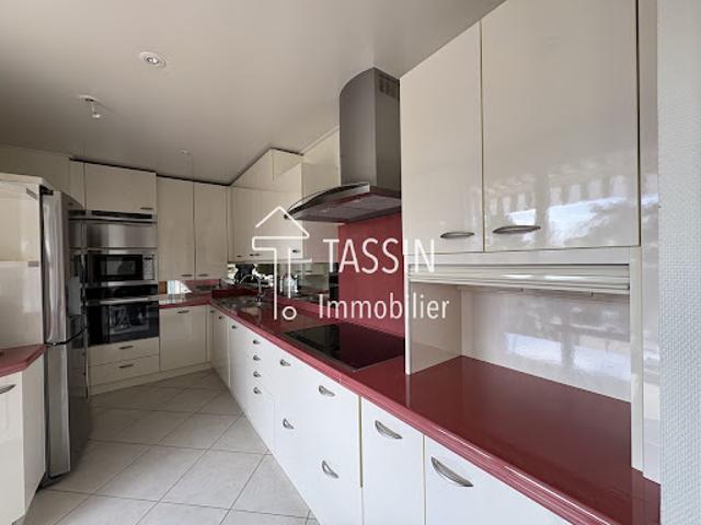 Vente Appartement 4 pièces 117.84 m2 Tassin la Demi Lune