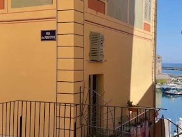 Vente Appartement 4 pièces 118.1 m2 Bastia