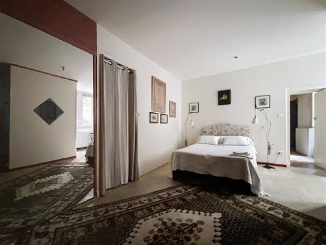 Vente Appartement 4 pièces 118 m2 Nimes