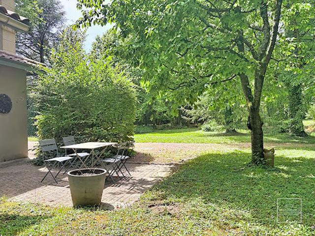 Vente Appartement 4 pièces 119.95 m2 Saint Cyr au Mont d'Or
