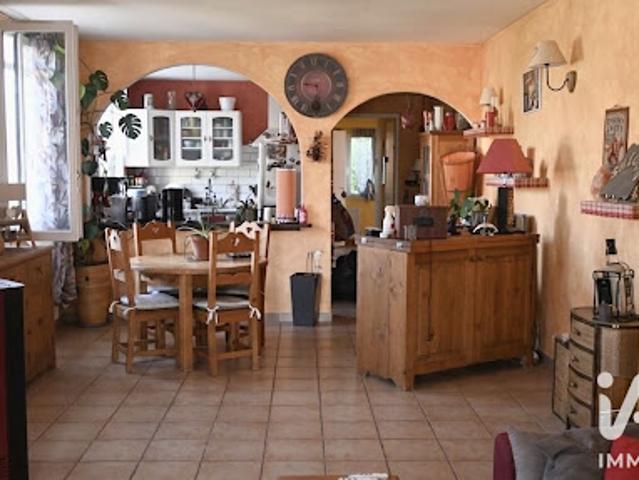 Vente Appartement 4 pièces 120 m2 Chamboeuf