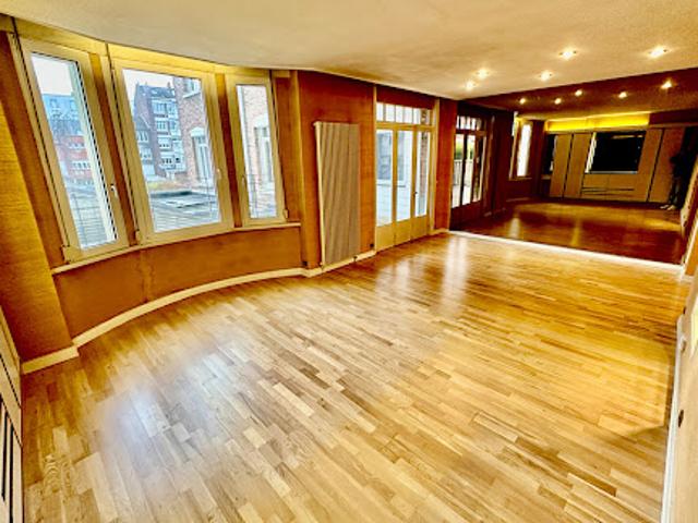 Vente Appartement 4 pièces 120 m2 La Madeleine