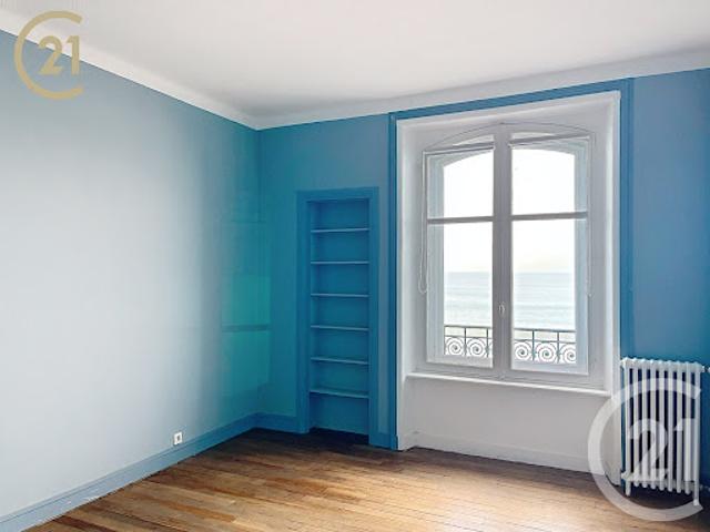 Vente Appartement 4 pièces 121.15 m2 Saint Malo