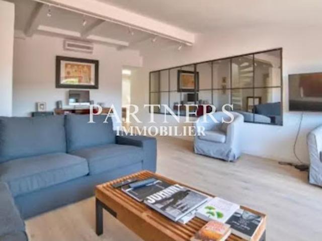 Vente Appartement 4 pièces 101 m2 Aix en Provence