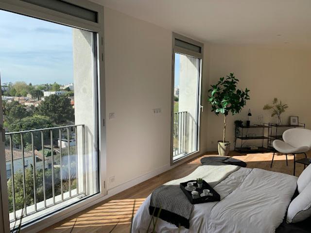Vente Appartement 4 pièces 123 m2 Bordeaux