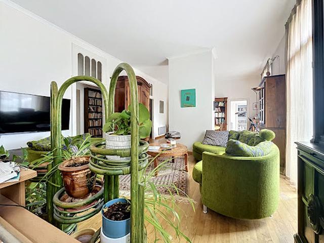 Vente Appartement 4 pièces 124.56 m2 Nimes