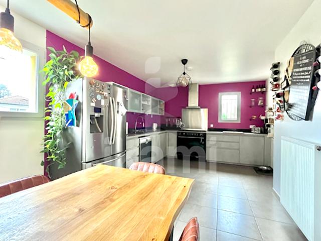 Vente Appartement 4 pièces 124.82 m2 Saint Julien en Genevois