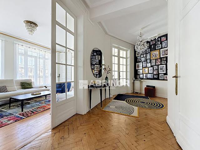 Vente Appartement 4 pièces 126 m2 Lille
