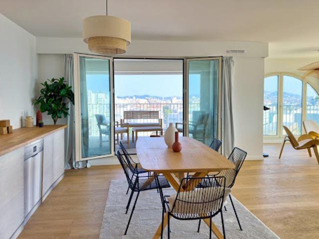 Vente Appartement 4 pièces 126 m2 Marseille 2ème