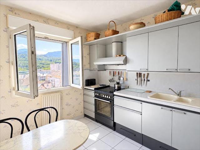 Vente Appartement 4 pièces 128 m2 Chambery