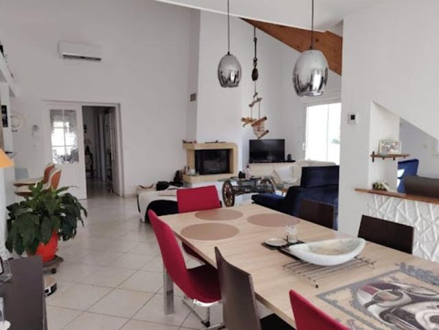 Vente Appartement 4 pièces 130 m2 Péron