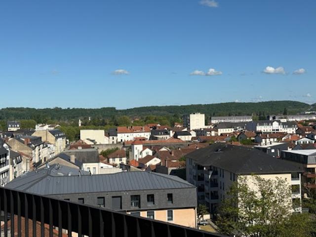 Vente Appartement 4 pièces 130 m2 Tarbes