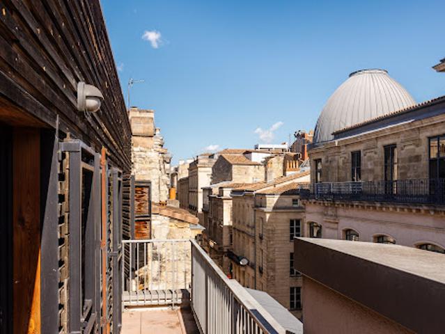 Vente Appartement 4 pièces 131.44 m2 Bordeaux