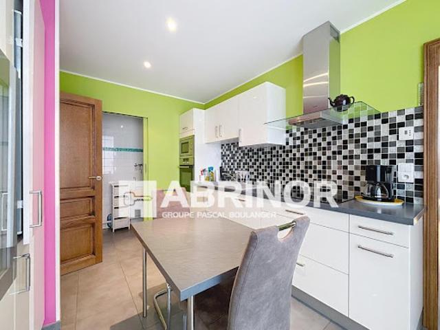 Vente Appartement 4 pièces 131.82 m2 Roubaix