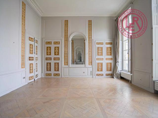 Vente Appartement 4 pièces 132.54 m2 Paris 3ème