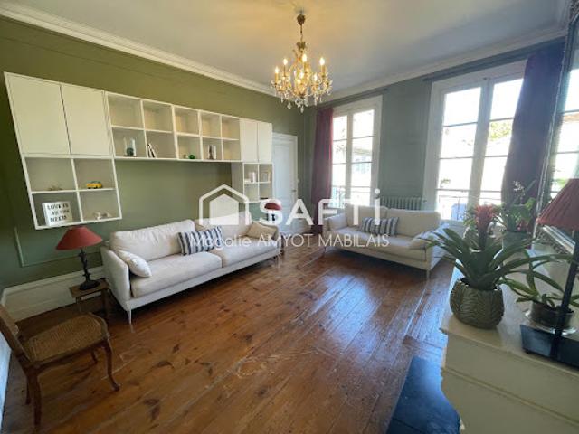 Vente Appartement 4 pièces 132 m2 Cognac