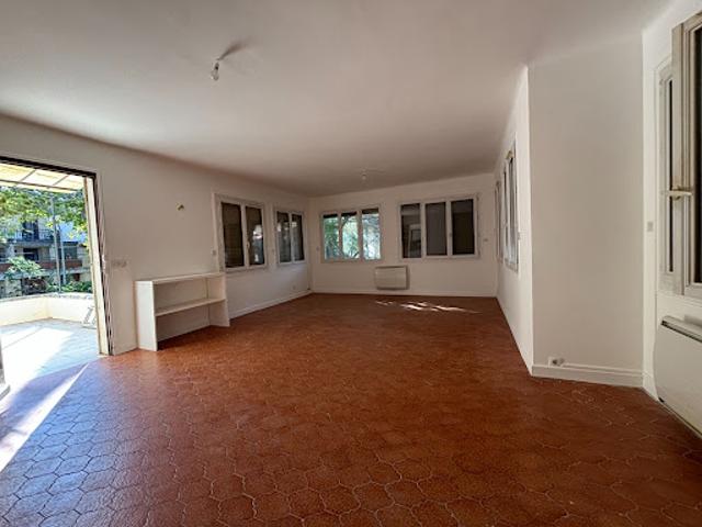 Vente Appartement 4 pièces 132 m2 Apt