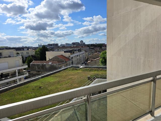 Vente Appartement 4 pièces 134 m2 Bordeaux
