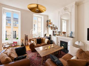 Vente Appartement 4 pièces 134 m2 Bordeaux