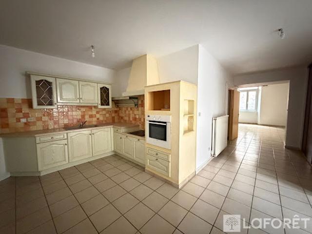 Vente Appartement 4 pièces 122.26 m2 Saint Flour