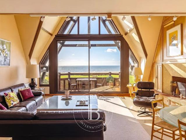 Vente Appartement 4 pièces 137.01 m2 Deauville