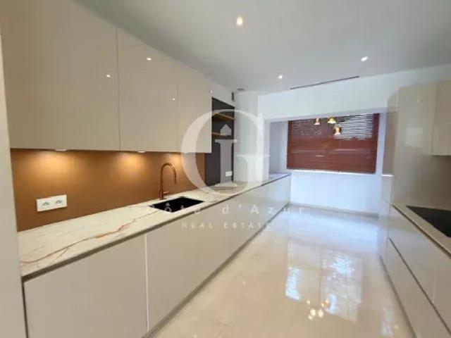Vente Appartement 4 pièces 137 m2 Cannes