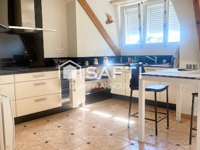 Vente Appartement 4 pièces 137 m2 Crepy en valois