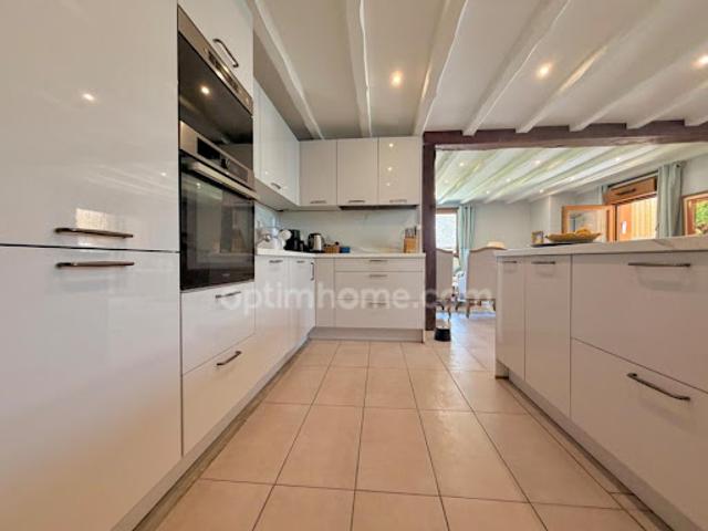 Vente Appartement 4 pièces 138 m2 Rumilly