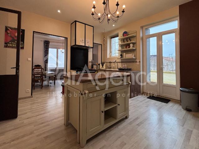 Vente Appartement 4 pièces 139.23 m2 Royan