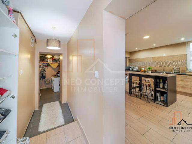 Vente Appartement 4 pièces 139.43 m2 Betschdorf