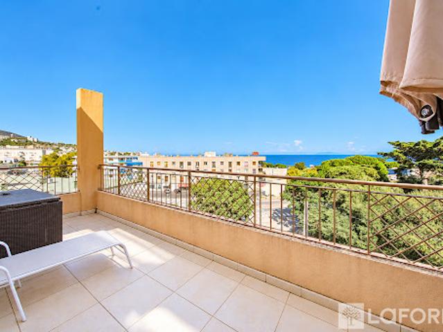 Vente Appartement 4 pièces 139.69 m2 Bastia