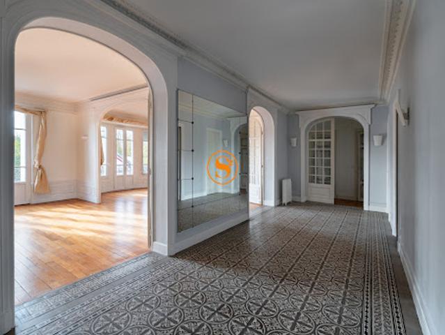 Vente Appartement 4 pièces 140 m2 Chantilly