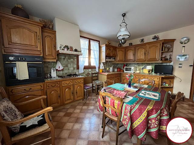 Vente Appartement 4 pièces 140 m2 Saint Amand Montrond