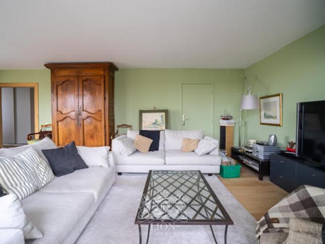 Vente Appartement 4 pièces 142.7 m2 Roubaix