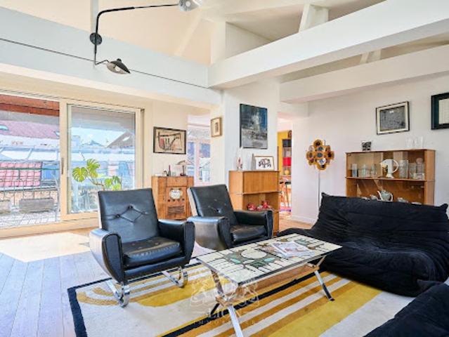 Vente Appartement 4 pièces 143.4 m2 Lille