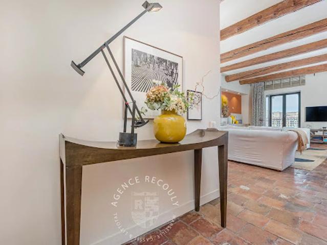 Vente Appartement 4 pièces 143 m2 Marseille 1er