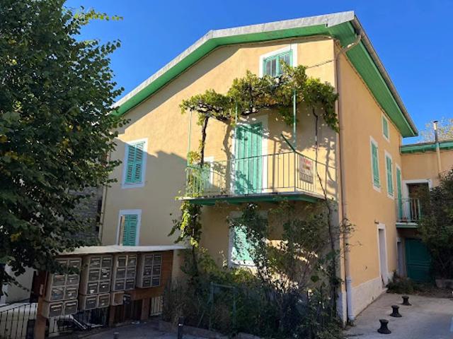 Vente Maison 4 pièces 145.68 m2 Clans