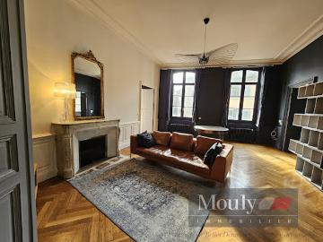 Vente Appartement 4 pièces 147 m2 Cahors