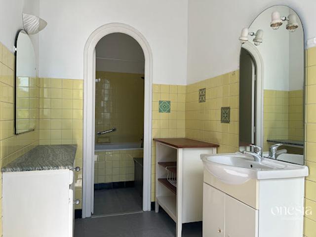 Vente Appartement 4 pièces 148 m2 Oloron Sainte Marie