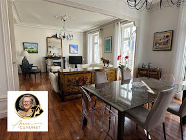 Vente Appartement 4 pièces 149 m2 Vannes