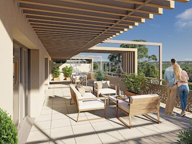 Vente Appartement 4 pièces 151.6 m2 Uzès