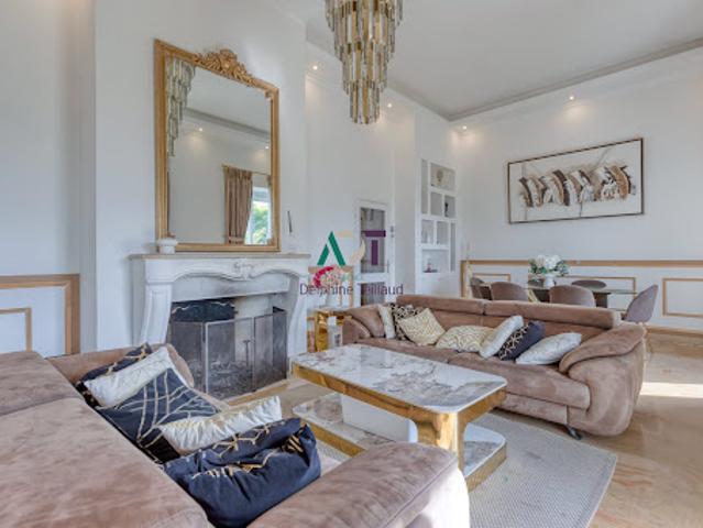 Vente Appartement 4 pièces 152 m2 Corenc