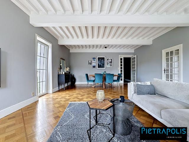 Vente Appartement 4 pièces 152 m2 Pierre benite
