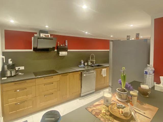 Vente Appartement 4 pièces 155 m2 Thézan lès Béziers