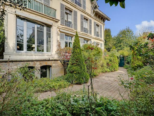 Vente Appartement 4 pièces 160.22 m2 Versailles